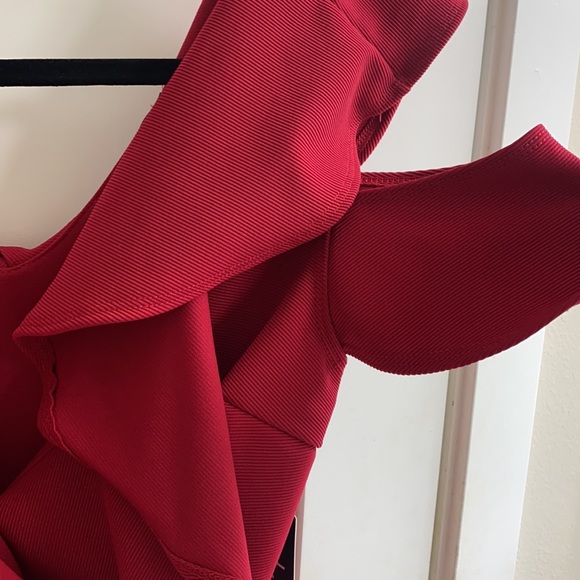 Elliana Red Ruffled Bodycon Dress - Lulus size S - Picture 4 of 6